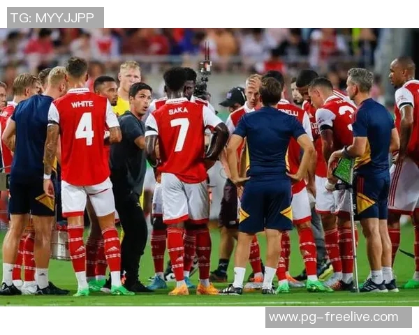 欧联杯精彩对决阿森纳6比2逆袭那不勒斯乌龙球引爆全场激情