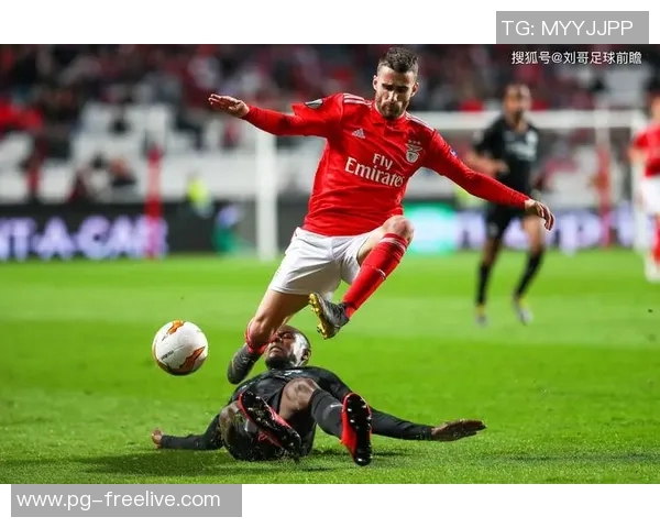 英超精彩对决那不勒斯大胜本菲卡神扑瞬间震撼全场分析