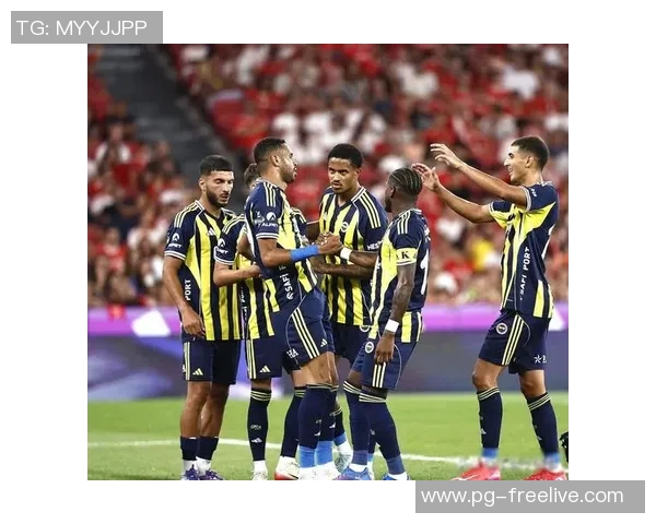 足总杯精彩对决：尤文图斯逆转本菲卡全场沸腾战术解析