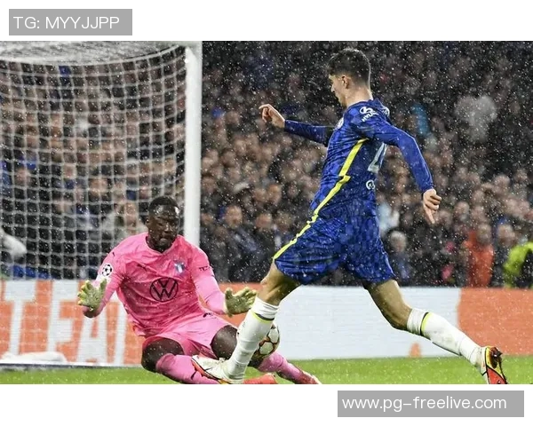 中超精彩对决国米大胜曼联点球大战点燃全场激情