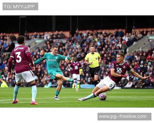 意甲精彩对决拜仁大胜巴黎圣日耳曼补时进球引发全场狂欢与转会传闻