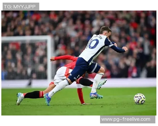 英超震撼战役波尔图大胜多特蒙德引发争议判罚全场沸腾