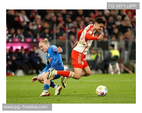 足总杯精彩对决拜仁逆转莱比锡全场沸腾的瞬间解析